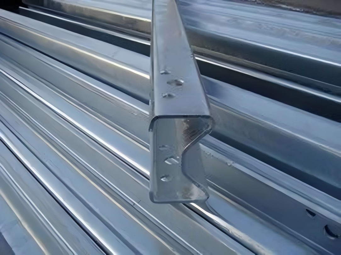 Light Weight Cold Formed Steel Section High Precision Uncoated Cold Rolled Steel Profiles