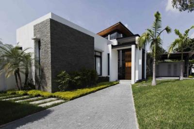 Casas pré-fabricadas do bungalow, casa pré-fabricada livre Kit Home da armação de aço da luz do projeto
