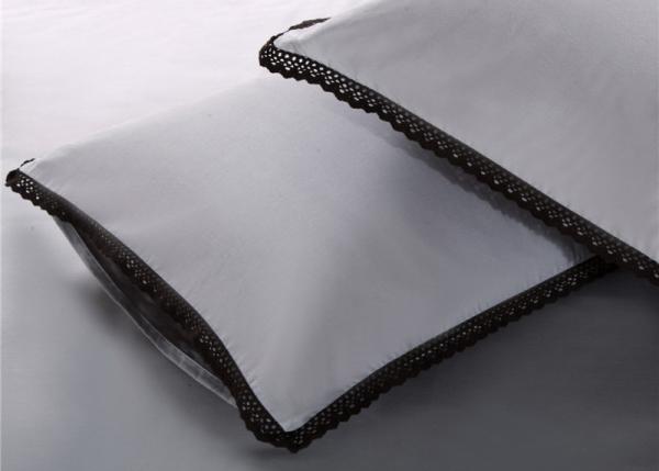 Lightweight Fabric Lace Luxury Cotton Sheets , 3 Pcs Elegant Sheet Sets