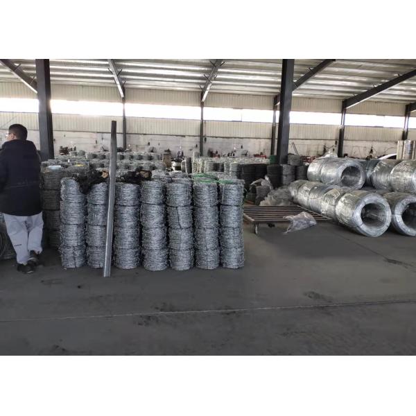 Конструкция изгороди из колючей проволоки из оцинкованной мягкой стали 1,2 мм