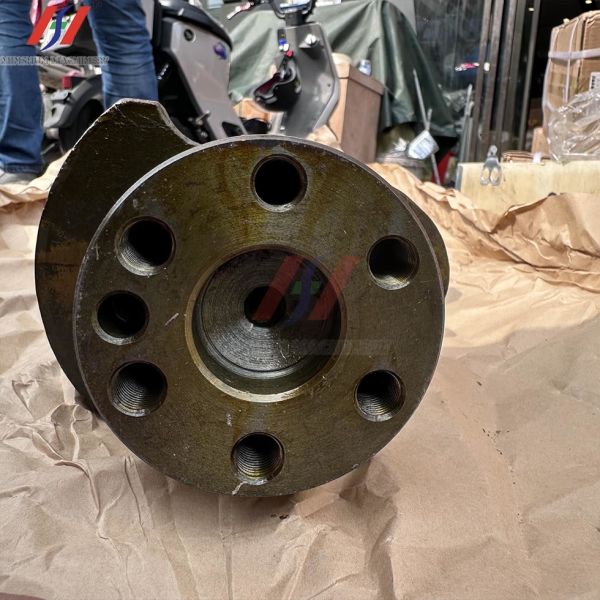 5-12310-161-0 Engine Crankshaft, Isuzu 4BC2 Engine Core Component