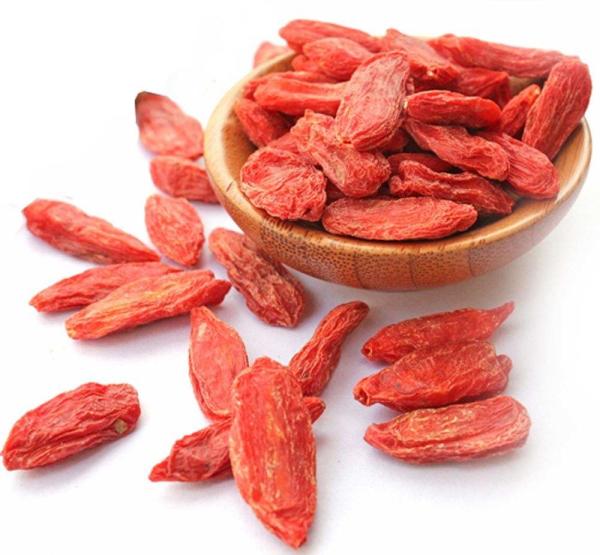 2018 new crop goji berries 100% natural wolfberry BCS Certificated Organic Goji Berries From Ningxia Manufacturer