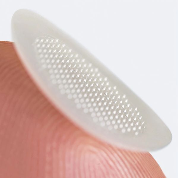 Hyaluronic Acid Microneedle Eye Patch Dissolving Microneedle Sheet For Eye Renewal