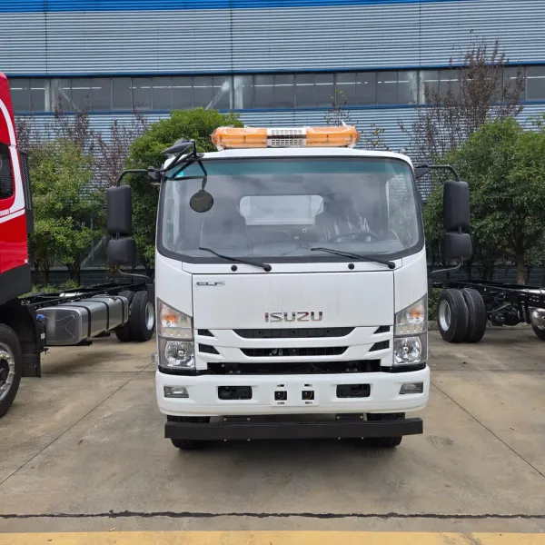 Isuzuelf 700p Dump Truck, 5 Tons, 8 Tons, and 10 Tons in Size, 4X2 4X4 Dump Truck Price.