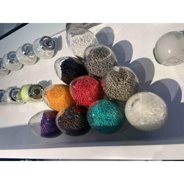 Гибкие зерна PVC прозрачные для ранга кабеля и провода