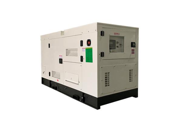 Geradores a diesel Cummins de 40 kVA com quatro fios de três fases com AMF ATS