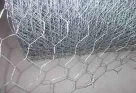 Hot DIP Galvanized Hexagonal Wire Mesh 2.0-4.0mm Wire Gauge For Water Project