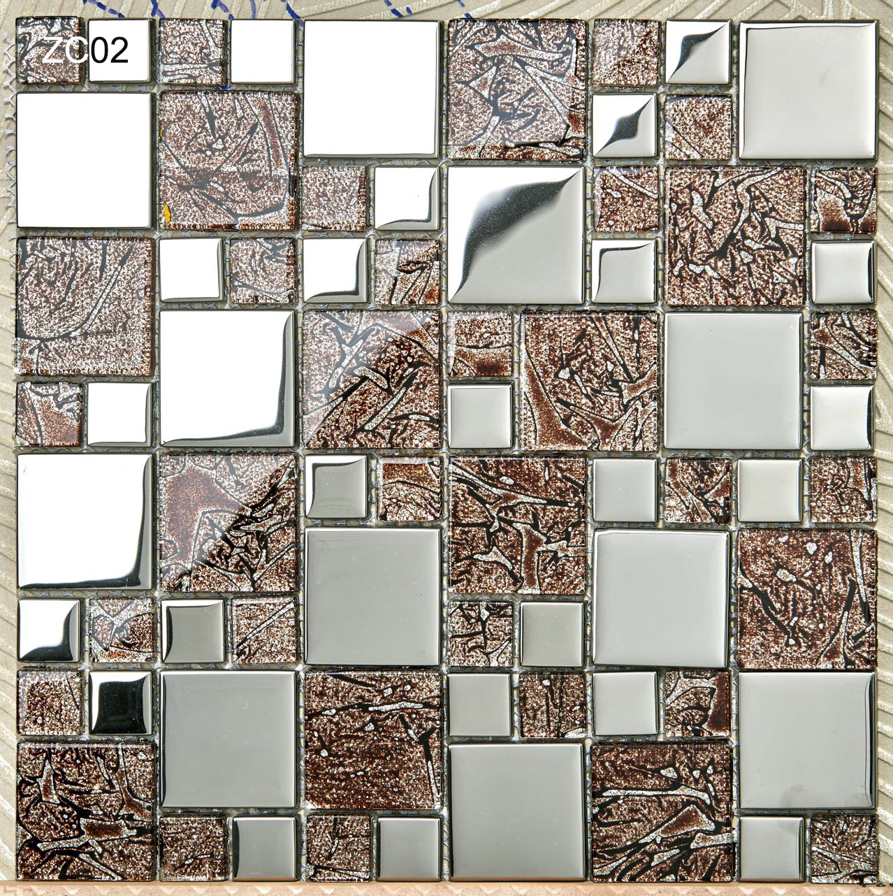 Elegant and Non-slip Glass and Metal Wall Swimming Pool Mosaics For Renovation
