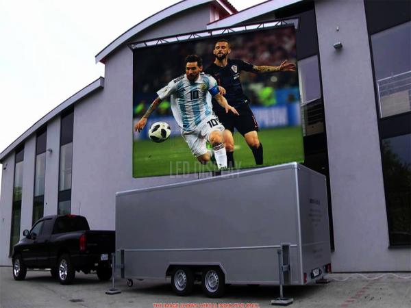 P5mm Outdoor Waterproof  LED Display Large High-Definition Digital LED Billboard