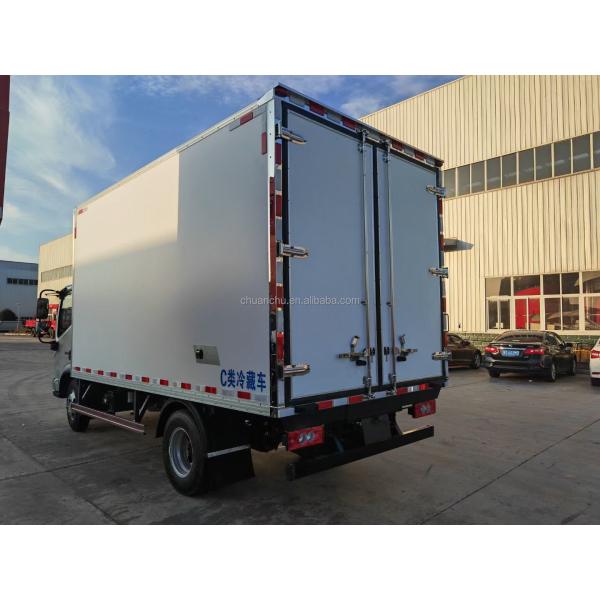 FOTON 4x2 Refrigerated Cold Room Truck Horsepower 150hp Freezer Delivery Truck