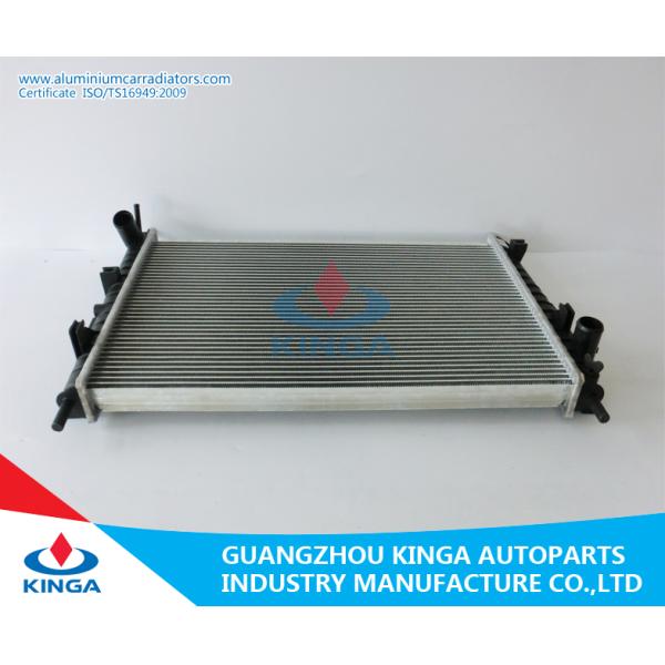 China Ford Radiator Mondeo 2.5/3.0/00-02 with Water Tank