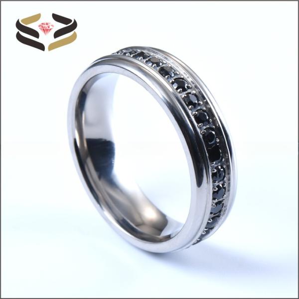 Anneaux de mariage en titane pour femmes 6 mm avec incrustation en zirconium noir