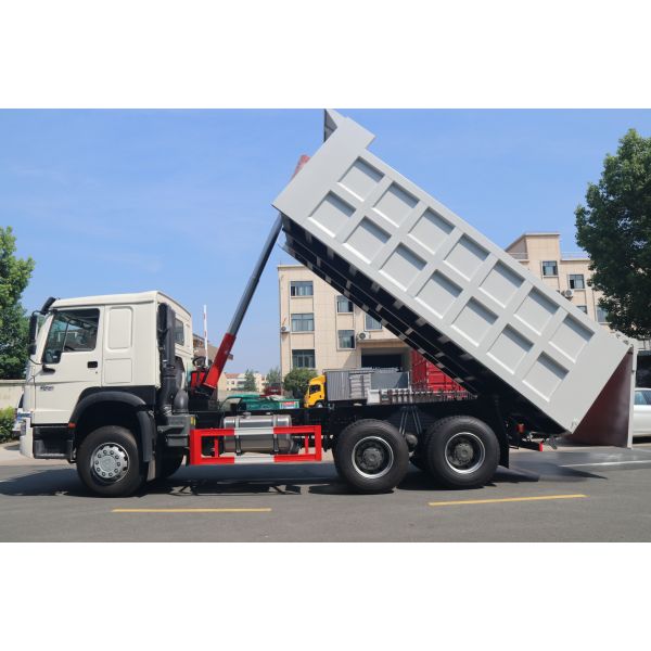 Sinotruck HOWO 20ton  Mining Construction Tipper Truck For Mining Transportation Truck