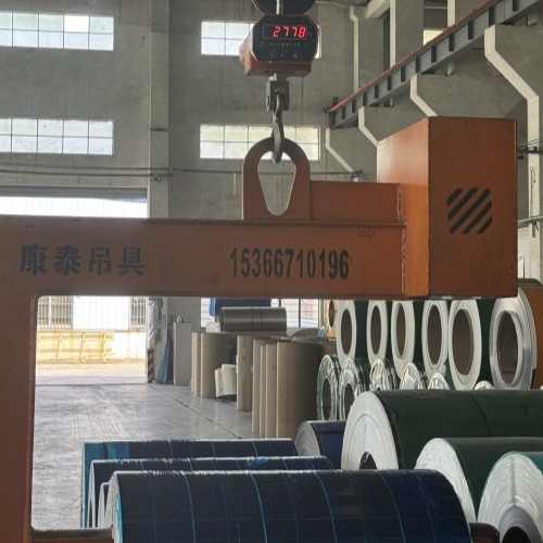 2b Ba No. 4 Superficie del espejo Ss bobina 0,7 mm 1 mm 1,2 mm de espesor AISI 316 316L bobina de acero inoxidable