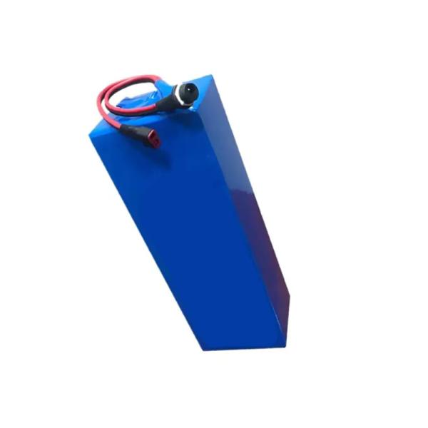 Batterie de scooter électrique 48V 15Ah 800w Batterie au lithium rechargeable pour vélo électrique