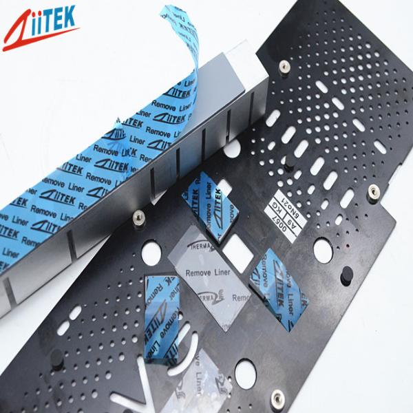 3.0mmT Gap thermique capitonnent 1,8 W/MK 25shore00 pour l'infrastructure IT 