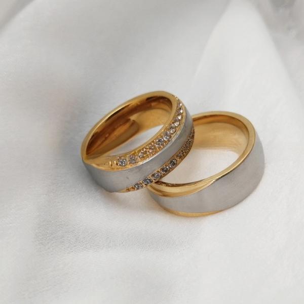 Cadeau de mariée CZ Anneaux de mariage en acier inoxydable ensemble d'or blanc plaqué 7 mm