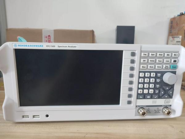 R&S FPC1500  Analizador de espectro de RF Rohde & Schwarz de 1 GHz actualizable con generador de seguimiento