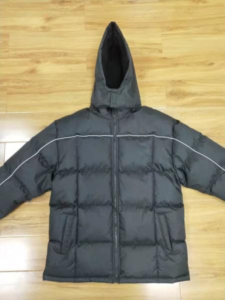 Light Mens Hooded Padded Jacket Winter Mens Puffer Coat Fur Hood