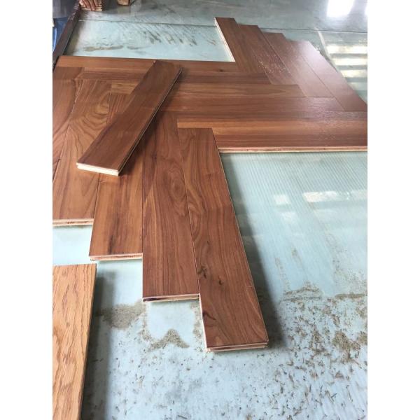 Estilo de diseño moderno madera dura de hueso de pescado tabla de suelo de madera con madera de roble de ingeniería