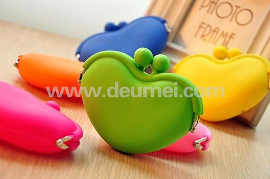 Hot Fashionable Heart Silicone Coin Purse Wallet Promotional Lady Purse Children Purse