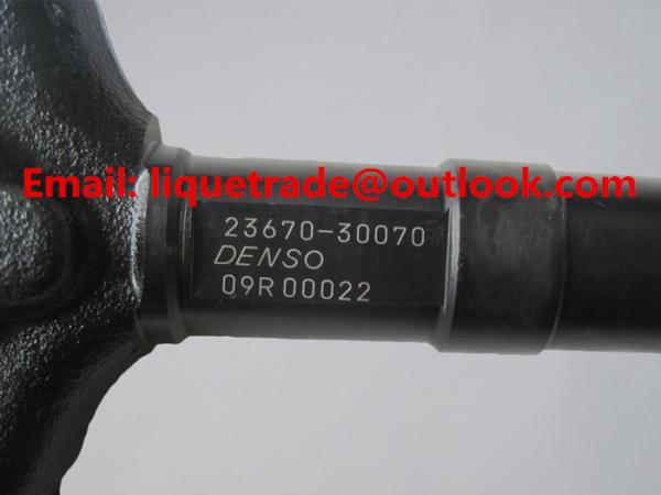 DENSO Injector 095000-5250, 095000-5251,9709500-525 for TOYOTA Landcruiser 23670-30070