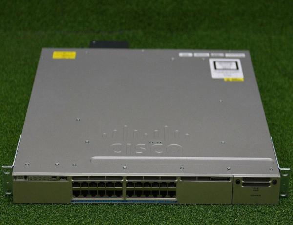 24 ports Multi Gigabit Switch avec technologie UPOE avancée et fonctionnalités personnalisables 1/2.5/5/10 Gbps WS C3850 Série 24XU S
