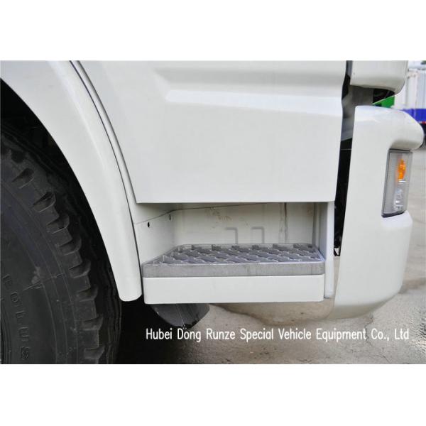 Vacuum Jetting Truck With High Pressure Jetting Pump and Vacuum Pump 5500Liters