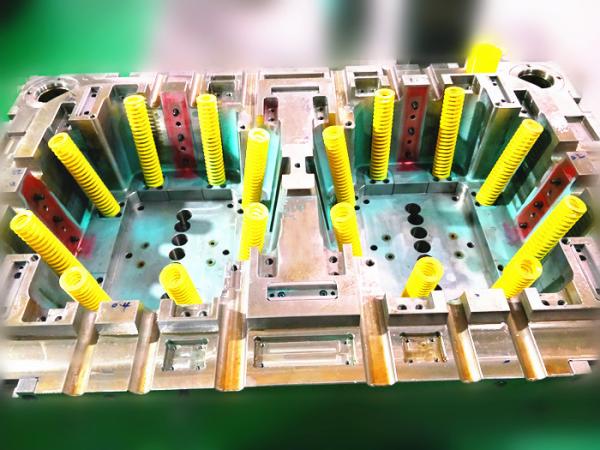 Stainness Steel Injection Mold Tooling Heat Resistance For Lithium Battery Case