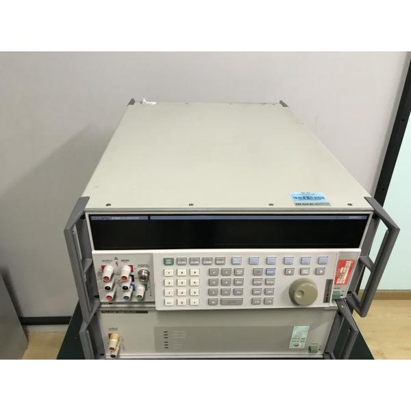 Fluke 5720A Precision Multifunction Calibrator with Wideband Output and Five-Function Calibration up to 30 MHz AC Bandwidth