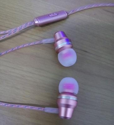 2017 best sellers metal earphone mobile-phone headphone in-ear earphone fashion pink headphone
