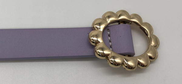 Кожа неподдельных детей подпоясывает ширину 1.4cm с пряжкой металла формы цветка