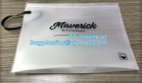 Le sac de fermeture éclair de glisseur de PE de paquet de tissu, logo fait sur commande de CPE a imprimé le sachet en plastique blanc de fermeture éclair de glisseur de gel pour l'emballage de sous-vêtements, glissière