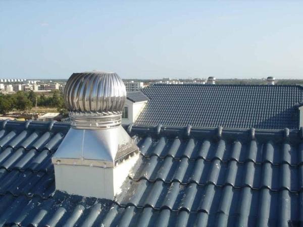 Ventilador de telhado de aço inoxidável personalizado para ventilação resistente a altas temperaturas
