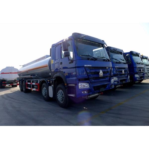 SINOTRUK HOWO 4x2 10,000 Liters oil fuel tank truck capacity for sale