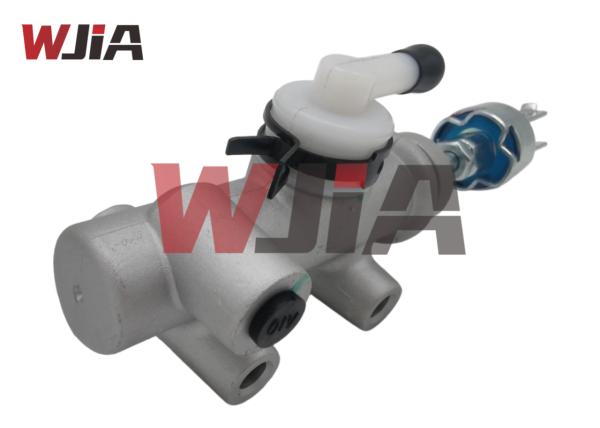 31420-60051 31420-60051 For Toyota Land Cruiser GRJ200，URJ202,UZJ200 Clutch Master Cylinder
