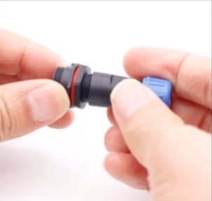 Соединяться Пин соединителя 7 штепсельной вилки авиации диаметра 25мм черный и голубой кабеля 5А