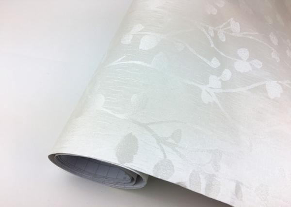 Living Room Floral Self Adhesive Wallpaper Elegant Embossed Smooth Surface