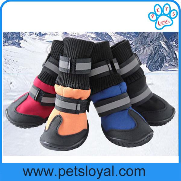 China Manufacturer Pet Supply Product Winter Medium and Large Pet Dog Snow Boots