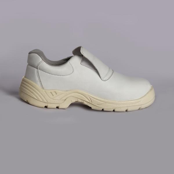 White Low Cut Safety Shoes Comfortable Insole Embossed Cow Leather Upper Slip Resistant PU Outsole