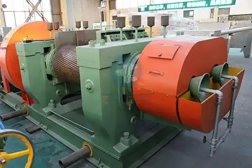 110 кВт резиновый дробилка для утилизации отходов шин Производство резинового порошка с управлением ПЛК