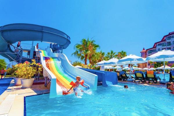 Parcs aquatiques en plein air Équipement personnalisé pour enfants avec un ensemble de diapositives en fibre de verre