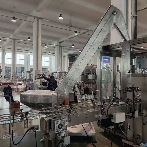 Factory Made EC SC WP Fully Automatic Pesticide Packaging Line For AgrI-chemical Bottle 1L-5L