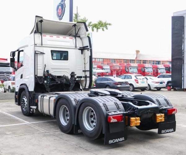 6x2 Truck For SCANIA G450 Used Trailer Truck  with the whole vehicle disc brake