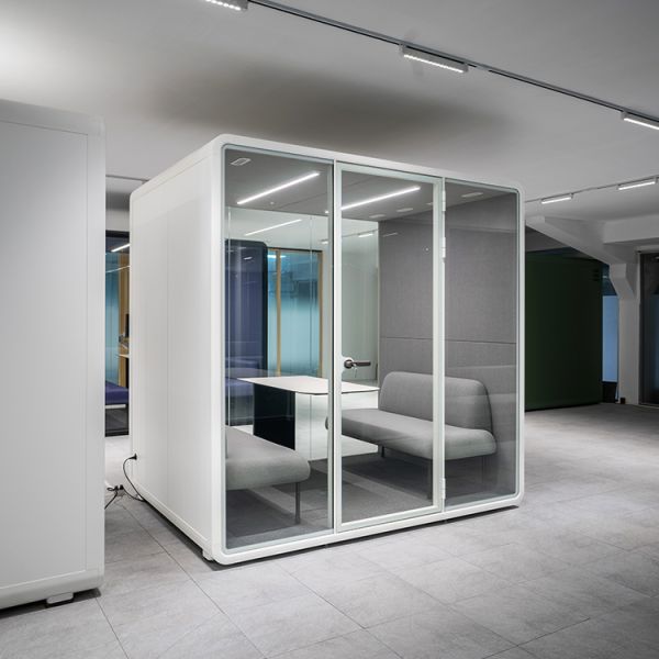 Stand Alone Meeting Pod in Private Space Soundproof Glass Booth Portable Office for Work
