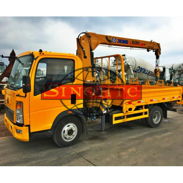 4x2 HOWO Cargo Transport Truck Chassis Truck Mounted Crane 120 - 140hp Power