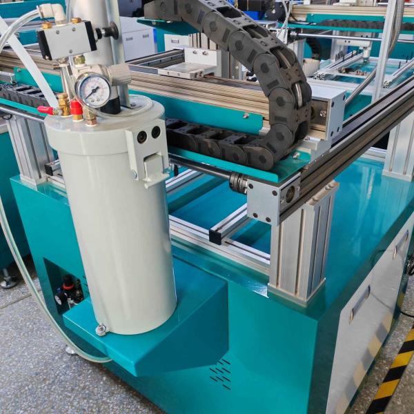 150Wの接着剤配送ロボット 3軸接着剤配送機 電気ケトル用自動化