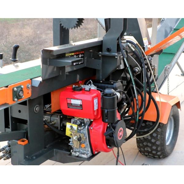 El procesamiento de leña se hace fácil con este divisor de leña de gasolina