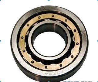 OD 200mm KOYO NTN Single Row Cylindrical Roller Bearing ABEC-1 / P0 NJ1028M