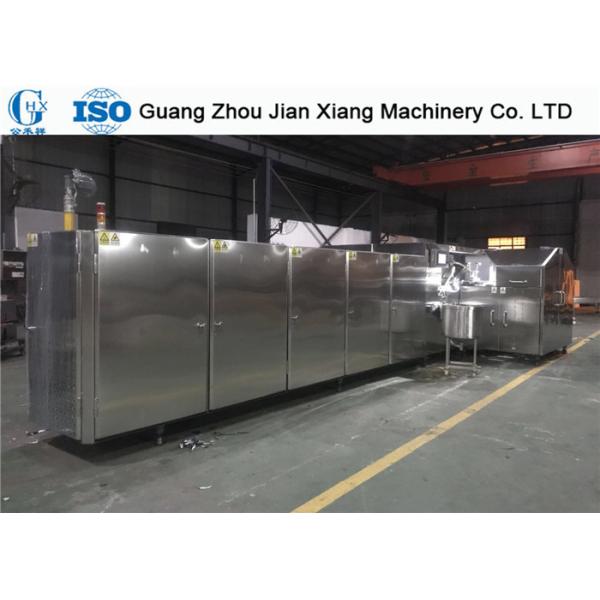 Cone profissional da bolacha que faz a máquina, processo de produção do gelado do de alta capacidade